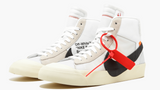 Off-White x Nike Blazer | AA3832-100